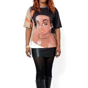 Babette Motuka AfroQueen T-Shirt Unisexe Kisanola, Manches Courtes, Imprimé Africain, 100% Polyester, Tailles S à XXL